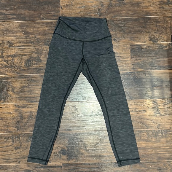 Lululemon leggings - Picture 1 of 3